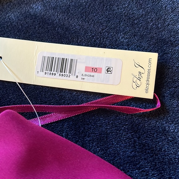 Eliza J cascading bodycon magenta dress NWT - Picture 6 of 6